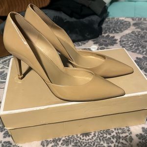 Michael Kors pumps